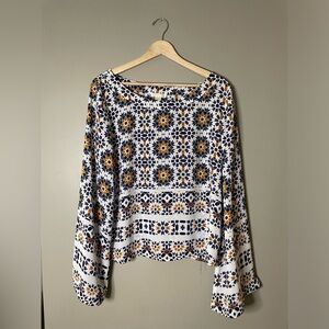 Boho Geometric Pattern Bell Sleeve Top